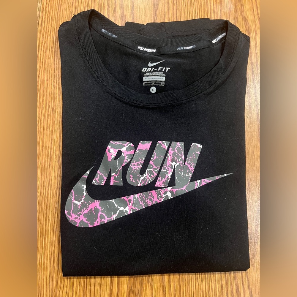 Nike running dri-fit womens t-shirt good condition
